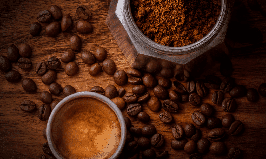 Burr Vs Blade Grinders coffee beans